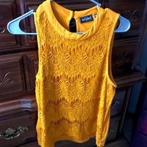 Crochet women’s tank- Sz. L